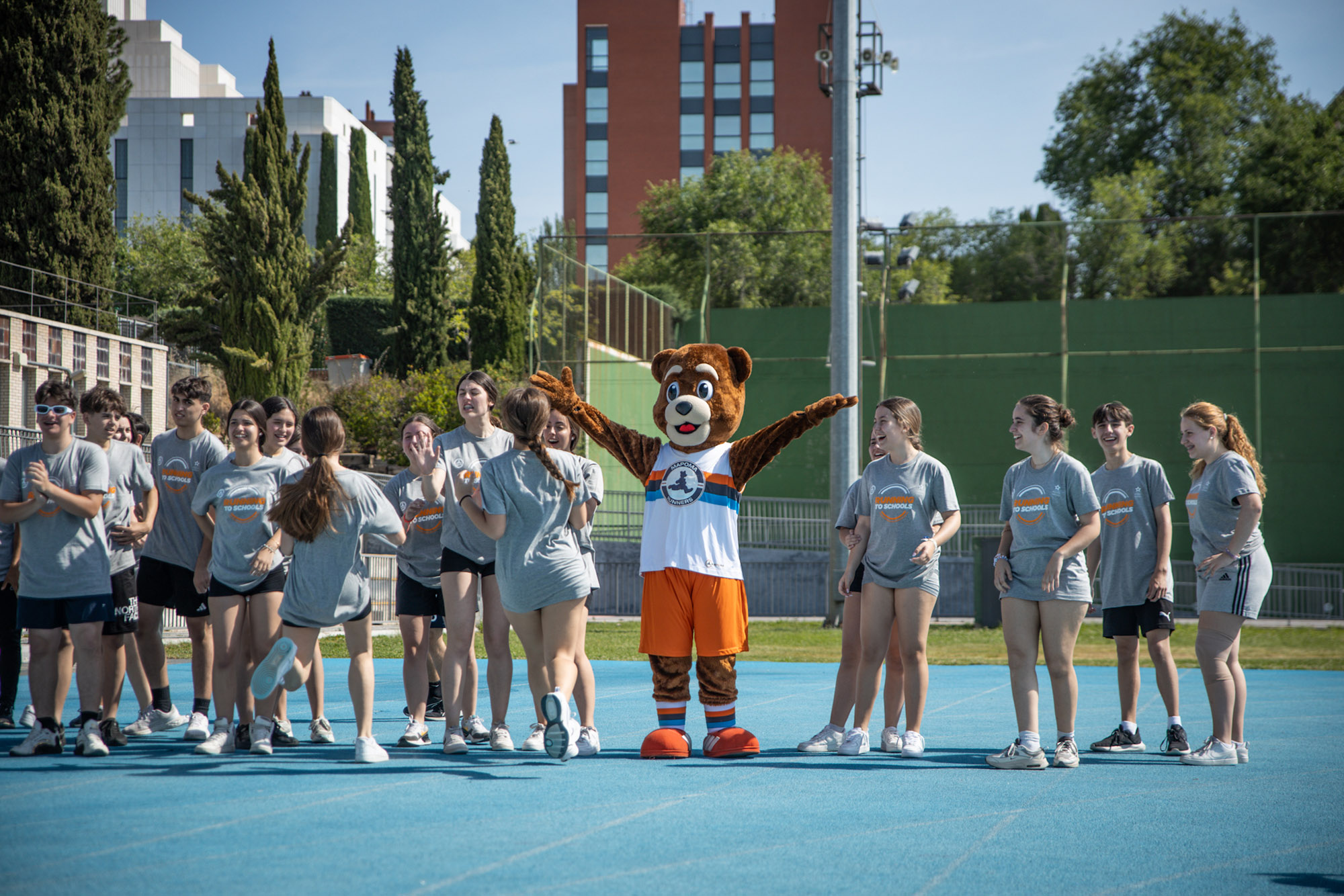 ¡Feliz día mundial del running! Mapoma Running To Schools 2024