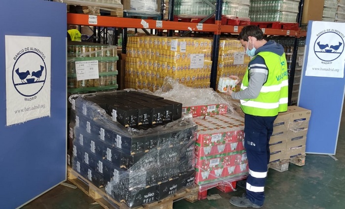MAPOMA y Envera donan más de 13.000 productos al Banco de Alimentos